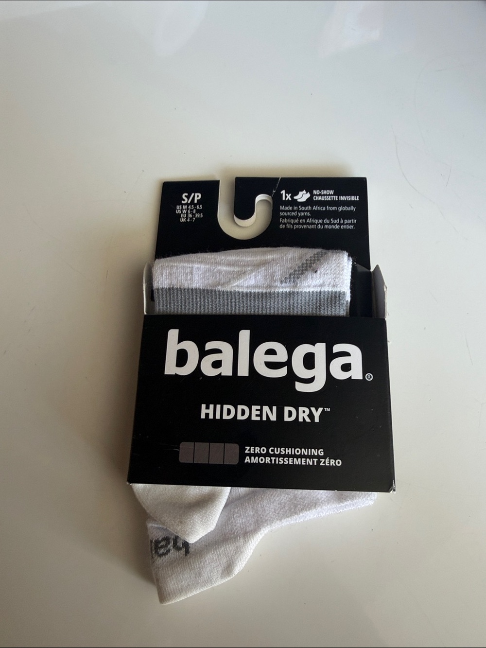 Balega Hidden Dry socks size small